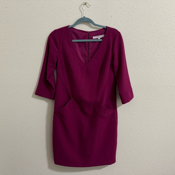 Trina Turk Silvia 3/4th Sleeve Ponte Shift V-Neck Dress - Picture 1 of 11